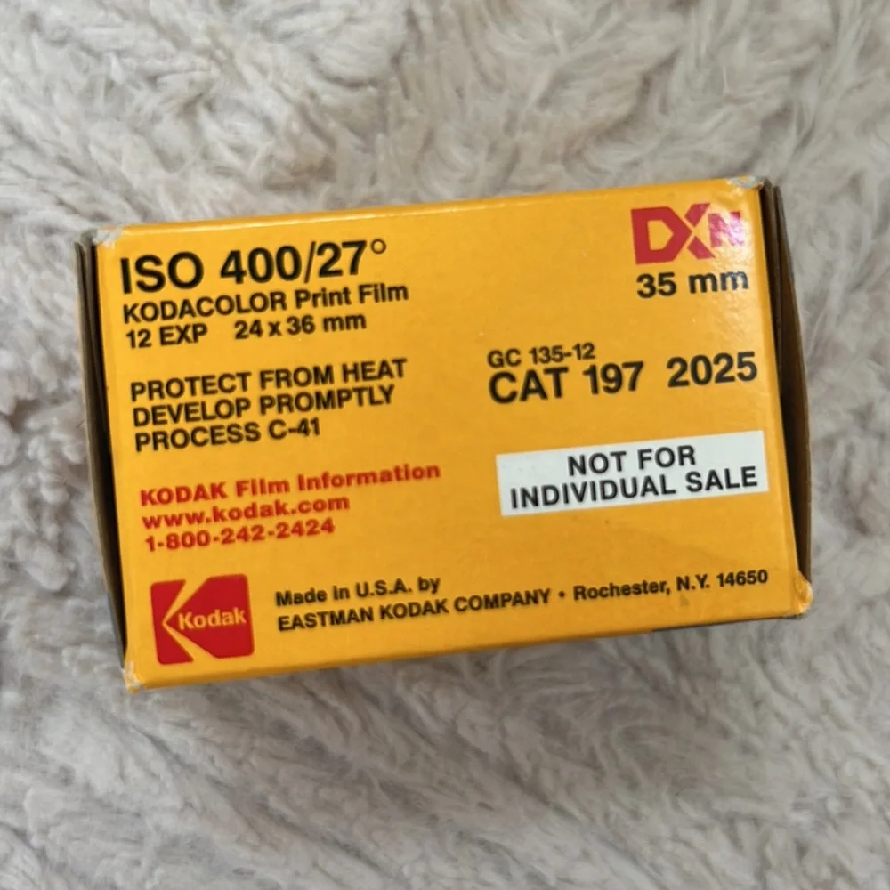 Kodak Gold Max 400 12 exp. film - new in box, vintage expired